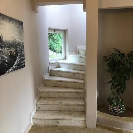 Vila In Goekova, Akyaka *