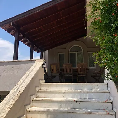 In Goekova, Akyaka *